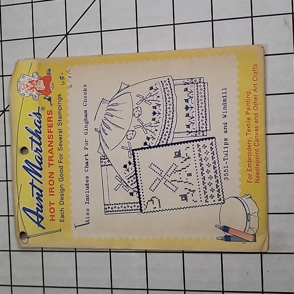 Aunt Martha's Hot Iron Transfers - Charming Designs Linens, 3551 Tulips and Win